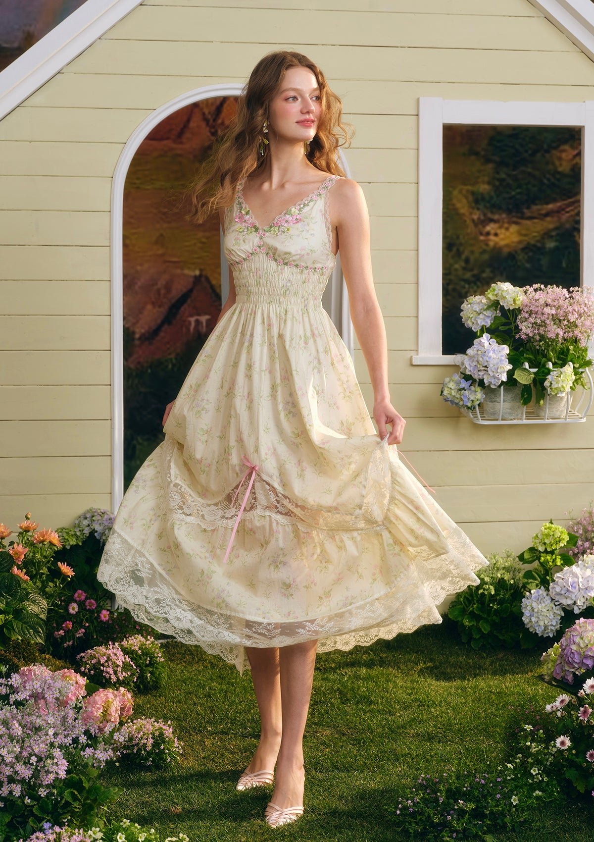 01_f9763ea1-0d1e-4b6d-abea-59cda1391b8b Floral Holiday Dress - Image 1