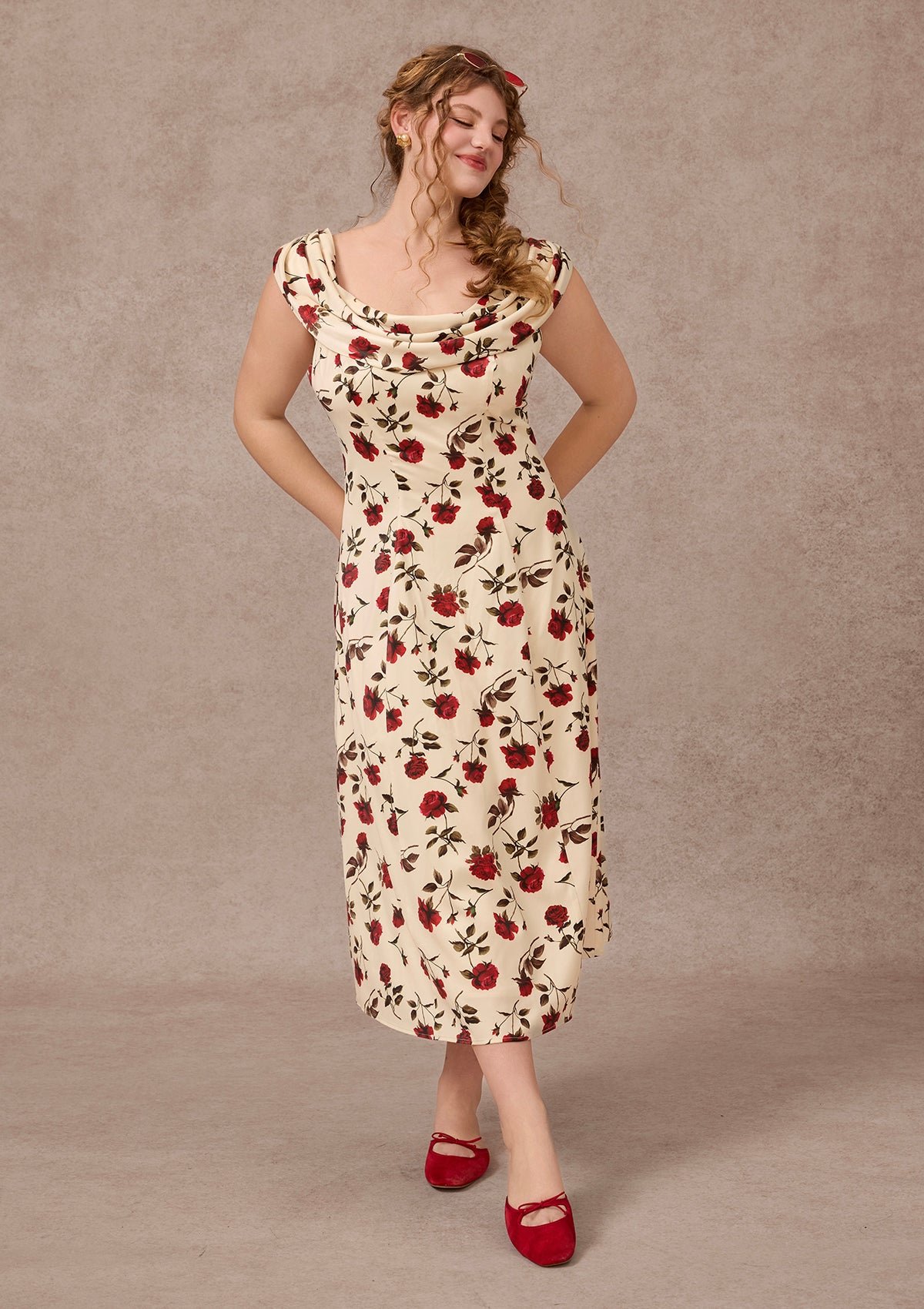 1_8abf5a0d-9bf3-4e80-a0b1-4e87d11712f8 Curve&Plus Miss Betty Dress - Image 1