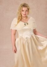 Curve&Plus Pure White Glass Dream Dress - Image 6