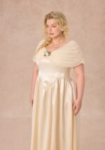 Curve&Plus Pure White Glass Dream Dress - Image 7