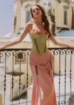 Echoes of Rose Corset - Image 10